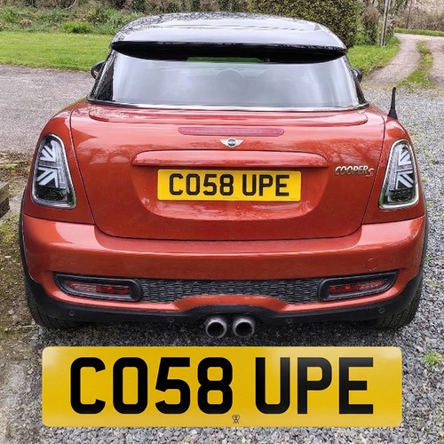 Private plate co58 - upe, (mini