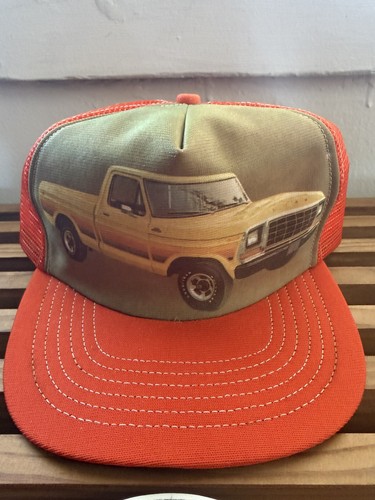 Vintage ford pickup - 80’s,