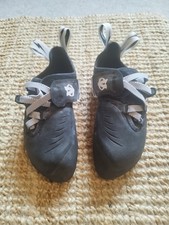 Evolv Phantom Climbing Shoes