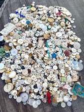 1kg Antique Buttons Collection