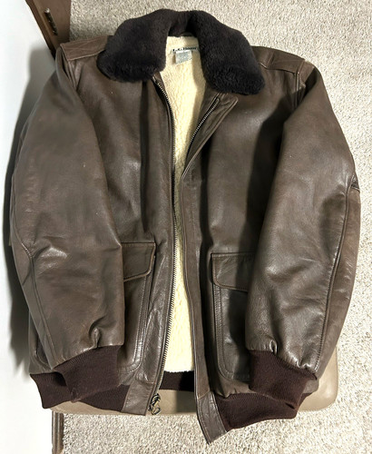 Bean flying tiger - ll, leather