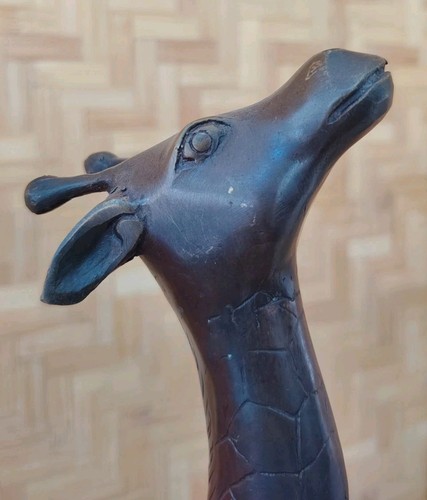 Bronze sculpture giraffe - bronze,