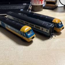 Hornby Class 43  HST 125 Power Car & Dummy Power Car + Coach OO Gauge