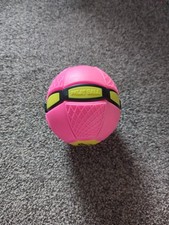 Doggie Disc Ball with Lights, The Doggy Disc Ball, Flying Saucer Ball for Dog