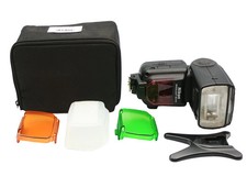 USED Nikon SB-910 Speedlight