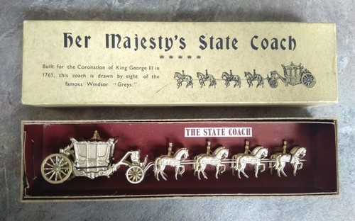 Her majesty state coach - her,