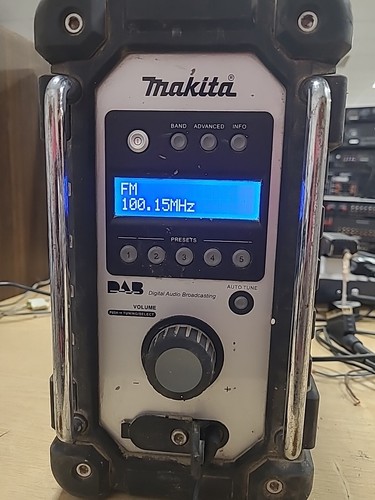 Makita green bmr104 radio - green,