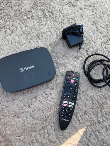 Freesat box vgc - 4k,