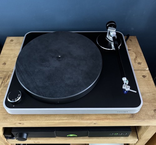 Clearaudio concept turntable - clearaudio,