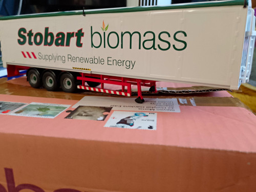 Eddie stobart biomass - stobart, tractor