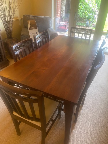 Elegant dining table - 65”, x