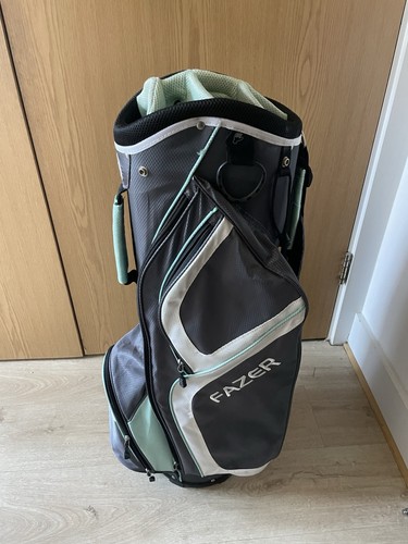 Woman fazer cart golf - fazer,