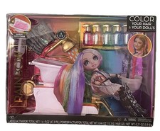 2022 Rainbow High Salon