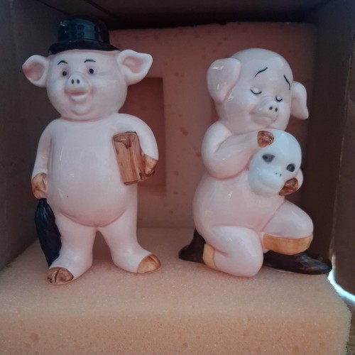 Ham let and piggy banker - and,
