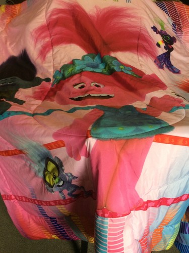 Trolls world tour comforter - trolls,