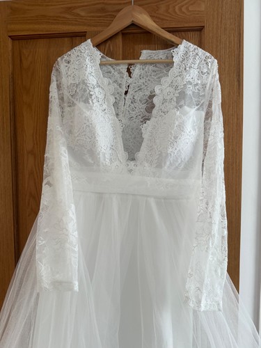 White long sleeve wedding