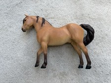 RARE Model Horse Resin North