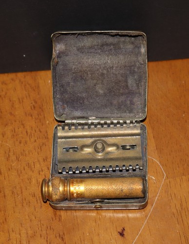 Vtg military issue travel - vtg,