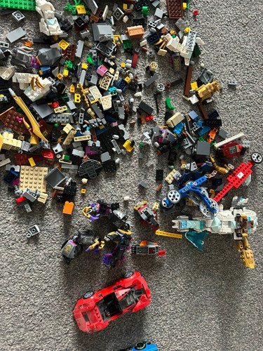 Massive lego bundle - massive,