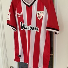 Adults Red & white stripped castore athletic bilbao football shirt Size M 125yr