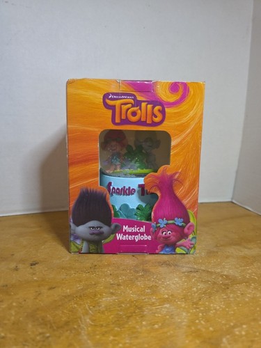 New box trolls musical snow - in,