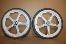 Skyway  Front Rear Wheel White