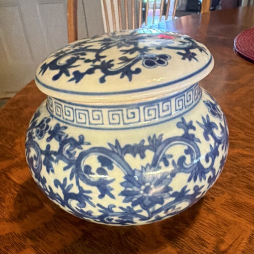 Chinese blue white lidded - chinese,