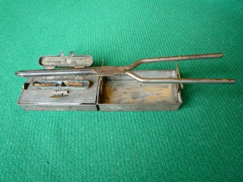 Antique hair curling tongs - antique,