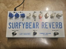 SurfyBear Compact Deluxe Reverb and Tremolo Effect Pedal surfy industries 