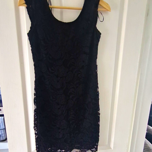 Black floral lace bodycon knee - lace,