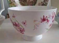 Beautiful Pink floral serving porcelain bowl /dish. Pretty pink floral design