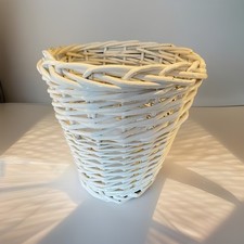 28cm White Wicker basket