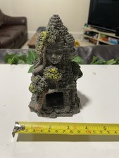 Lost World Statue Ruins