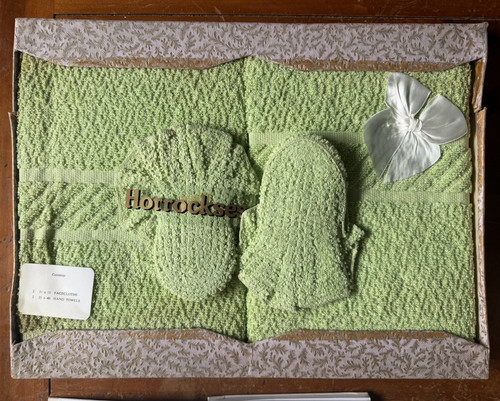 Vintage boxed horrockses green - horrockses,