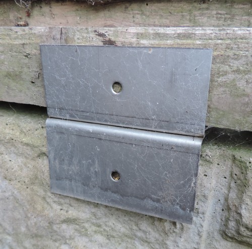Close board fence repair - close,