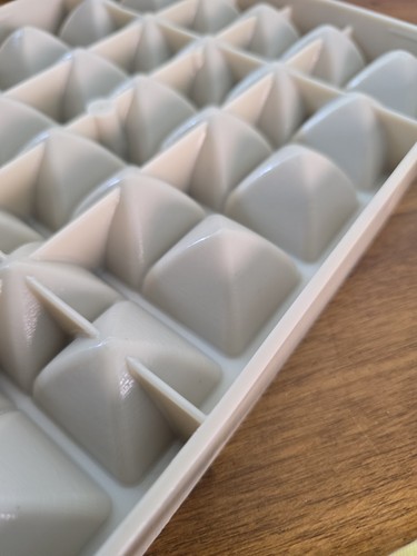 Pyramid chocolate temper - pyramid,