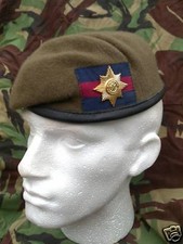 Irish Guards Beret & Brass Cap