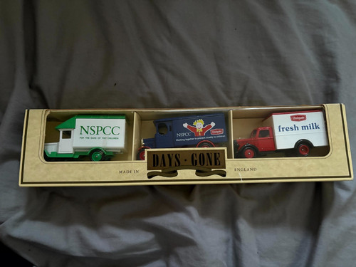 Lledo days gone gift - set, nspcc