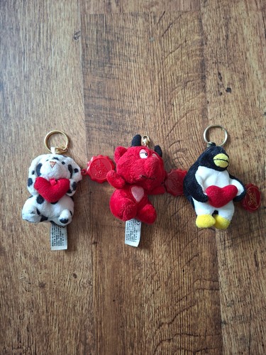 Vintage 1990s valentines key - valentines,