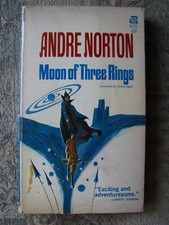 Andre Norton - Moon of Three