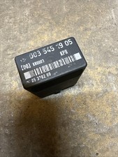 Mercedes W124 190e W201 fuel pump Relay ECU A0035451905 OEM