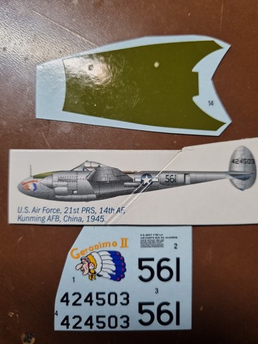Italeri 38 lightning - 1/48, p-38
