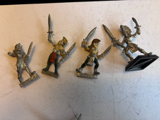 WFB Wood Elf Wardancers x4 metal one broken arm