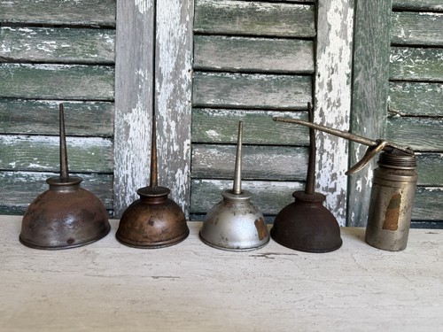 Vintage oil cans - cans, pump