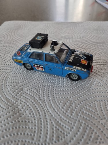 Corgi toys 302 - toys,