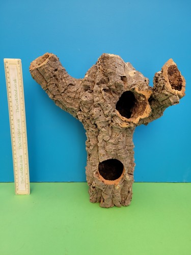 Cork bark tube hide 33cm - cork,
