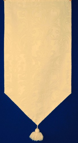 Ecru embossed large arm - embossed,