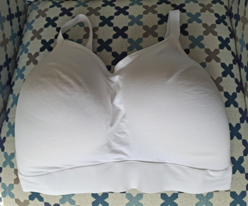 White 40c post - white, surgery