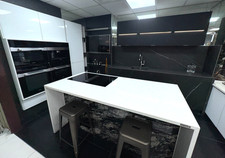 ExDisplay HPBK Bespoke German Handle Less Kitchen  Glass Fronted Was RRP £85,870