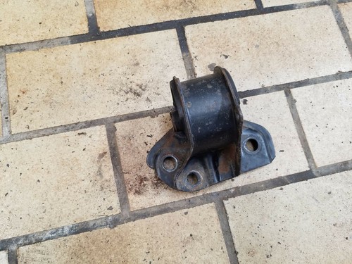 Motor mount engine - ,